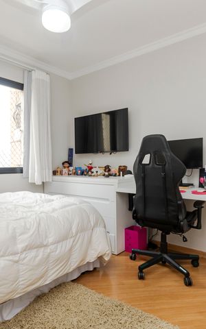Apartamento à venda com 150m², 3 quartos e 3 vagas Apartamento à venda com 150m², 3 quartos e 3 vagasQuarto 2