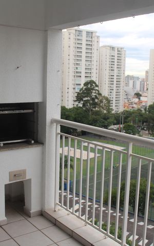 Apartamento à venda com 125m², 3 quartos e 2 vagasVaranda