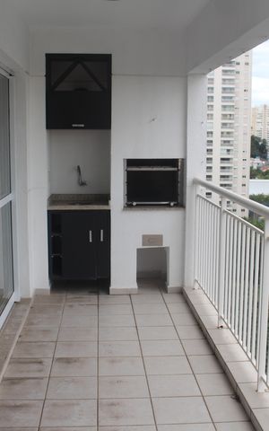 Apartamento à venda com 125m², 3 quartos e 2 vagasVaranda
