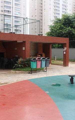 Apartamento à venda com 125m², 3 quartos e 2 vagasÁrea comum - Playground