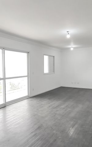 Apartamento à venda com 125m², 3 quartos e 2 vagas Apartamento à venda com 125m², 3 quartos e 2 vagasSala