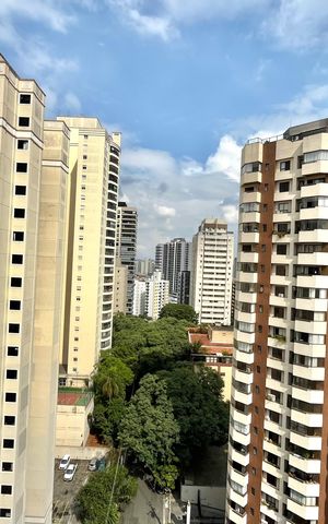 Apartamento à venda com 101m², 4 quartos e 3 vagas Apartamento à venda com 101m², 4 quartos e 3 vagasVista da Sala