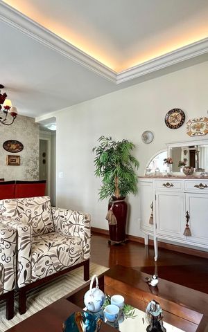 Apartamento à venda com 101m², 4 quartos e 3 vagas Apartamento à venda com 101m², 4 quartos e 3 vagasSala