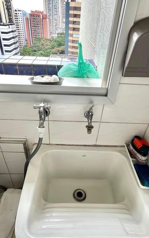 Apartamento à venda com 101m², 4 quartos e 3 vagas Apartamento à venda com 101m², 4 quartos e 3 vagasÁrea de Serviço