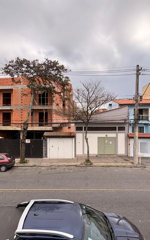 Casa à venda com 191m², 3 quartos e 2 vagas Casa à venda com 191m², 3 quartos e 2 vagasVista da varanda da sala