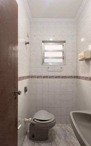 Casa à venda com 191m², 3 quartos e 2 vagas Casa à venda com 191m², 3 quartos e 2 vagasLavabo