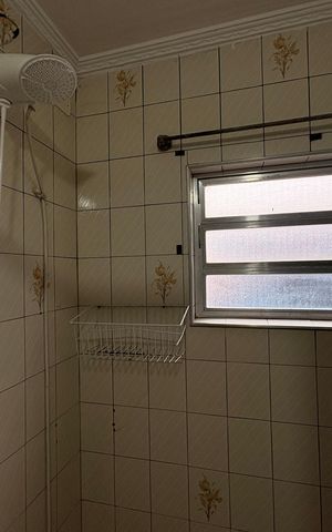 Casa à venda com 191m², 3 quartos e 2 vagas Casa à venda com 191m², 3 quartos e 2 vagasBanheiro da Suíte