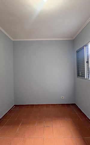 Casa à venda com 191m², 3 quartos e 2 vagas Casa à venda com 191m², 3 quartos e 2 vagasQuarto 2
