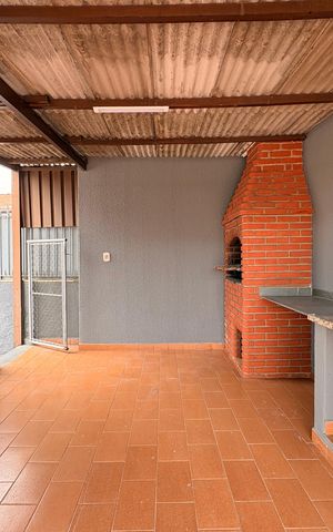 Casa à venda com 191m², 3 quartos e 2 vagas Casa à venda com 191m², 3 quartos e 2 vagasChurrasqueira