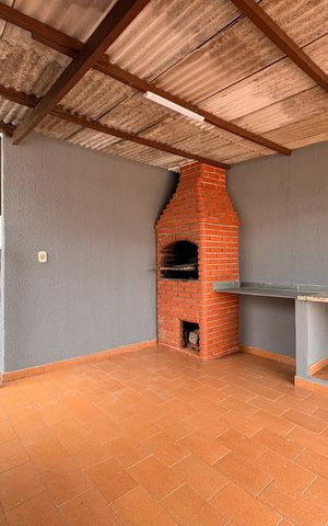 Casa à venda com 191m², 3 quartos e 2 vagas Casa à venda com 191m², 3 quartos e 2 vagasChurrasqueira