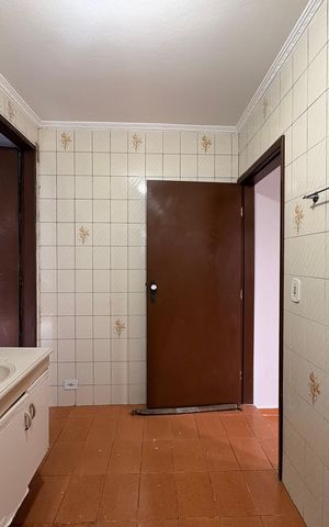 Casa à venda com 191m², 3 quartos e 2 vagas Casa à venda com 191m², 3 quartos e 2 vagasBanheiro da Suíte