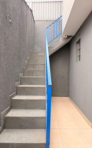 Casa à venda com 191m², 3 quartos e 2 vagas Casa à venda com 191m², 3 quartos e 2 vagasQuintal