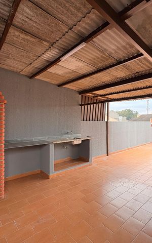 Casa à venda com 191m², 3 quartos e 2 vagas Casa à venda com 191m², 3 quartos e 2 vagasChurrasqueira