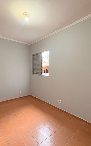 Casa à venda com 191m², 3 quartos e 2 vagas Casa à venda com 191m², 3 quartos e 2 vagasQuarto 2