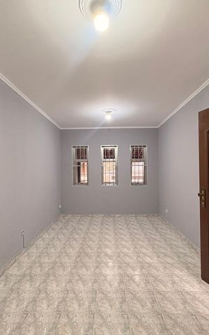 Casa à venda com 191m², 3 quartos e 2 vagas Casa à venda com 191m², 3 quartos e 2 vagasSala