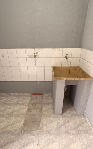 Casa à venda com 191m², 3 quartos e 2 vagas Casa à venda com 191m², 3 quartos e 2 vagasÁrea de serviço