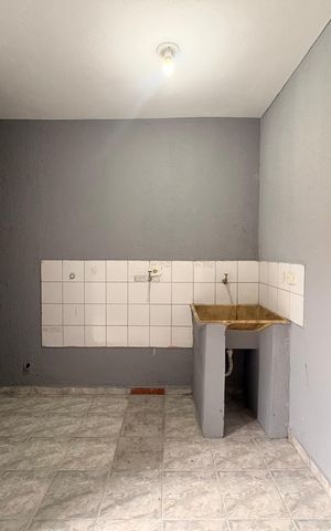 Casa à venda com 191m², 3 quartos e 2 vagas Casa à venda com 191m², 3 quartos e 2 vagasÁrea de serviço