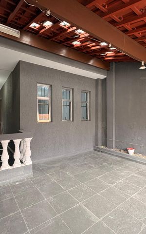 Casa à venda com 191m², 3 quartos e 2 vagas Casa à venda com 191m², 3 quartos e 2 vagasVaranda da sala