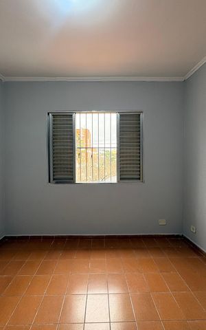 Casa à venda com 191m², 3 quartos e 2 vagas Casa à venda com 191m², 3 quartos e 2 vagasQuarto 1