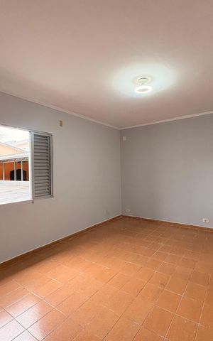 Casa à venda com 191m², 3 quartos e 2 vagas Casa à venda com 191m², 3 quartos e 2 vagasSuite