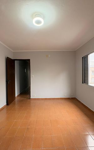 Casa à venda com 191m², 3 quartos e 2 vagas Casa à venda com 191m², 3 quartos e 2 vagasSuite