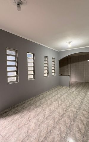 Casa à venda com 191m², 3 quartos e 2 vagas Casa à venda com 191m², 3 quartos e 2 vagasCopa