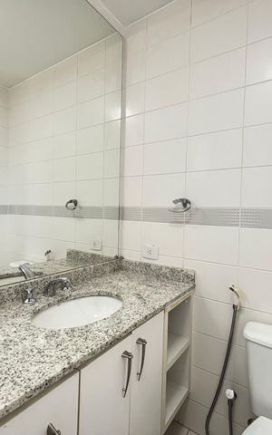 Apartamento para alugar com 81m², 2 quartos e 2 vagas Apartamento para alugar com 81m², 2 quartos e 2 vagasBanheiro da Suíte 2