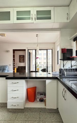 Apartamento para alugar com 81m², 2 quartos e 2 vagas Apartamento para alugar com 81m², 2 quartos e 2 vagasCozinha