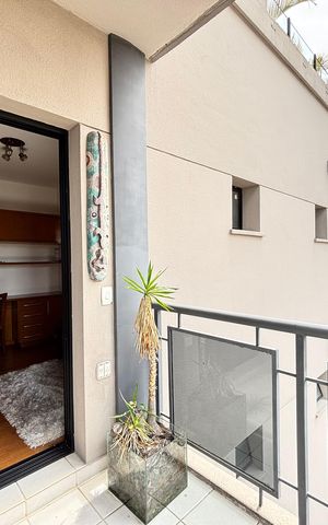 Apartamento para alugar com 81m², 2 quartos e 2 vagas Apartamento para alugar com 81m², 2 quartos e 2 vagasVaranda