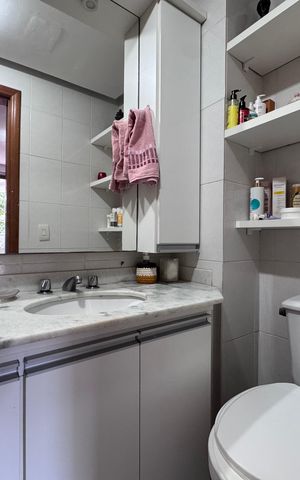 Apartamento à venda com 186m², 4 quartos e 2 vagas Apartamento à venda com 186m², 4 quartos e 2 vagasSuíte 2 - Banheiro