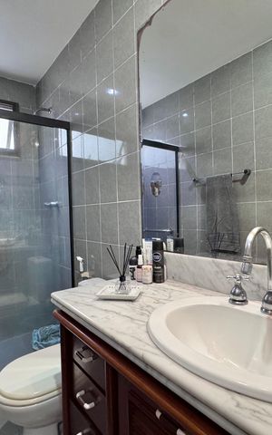 Apartamento à venda com 186m², 4 quartos e 2 vagas Apartamento à venda com 186m², 4 quartos e 2 vagasBanheiro Social