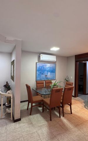 Apartamento à venda com 186m², 4 quartos e 2 vagas Apartamento à venda com 186m², 4 quartos e 2 vagasSala