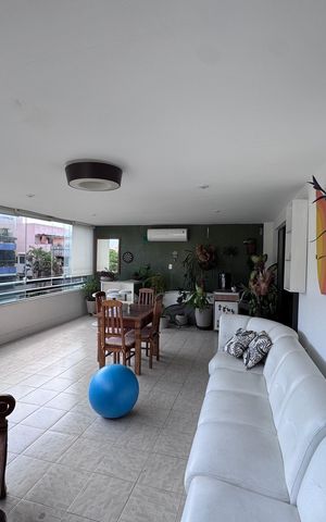 Apartamento à venda com 186m², 4 quartos e 2 vagas Apartamento à venda com 186m², 4 quartos e 2 vagasVaranda