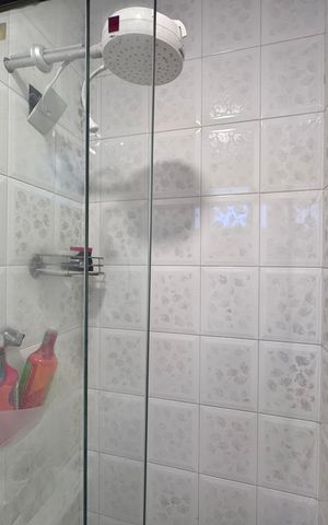 Apartamento à venda com 186m², 4 quartos e 2 vagas Apartamento à venda com 186m², 4 quartos e 2 vagasSuíte 3 (Reversível) - Banheiro