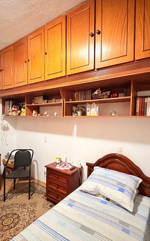 Casa à venda com 237m², 3 quartos e 4 vagasQuarto 2