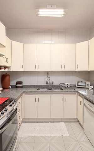 Casa à venda com 237m², 3 quartos e 4 vagasCozinha