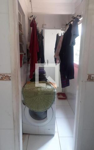 Apartamento à venda com 79m², 2 quartos e sem vaga Apartamento à venda com 79m², 2 quartos e sem vagaÁrea de serviço