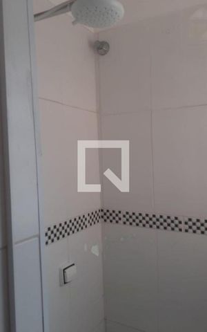 Apartamento à venda com 79m², 2 quartos e sem vaga Apartamento à venda com 79m², 2 quartos e sem vagaBanheiro