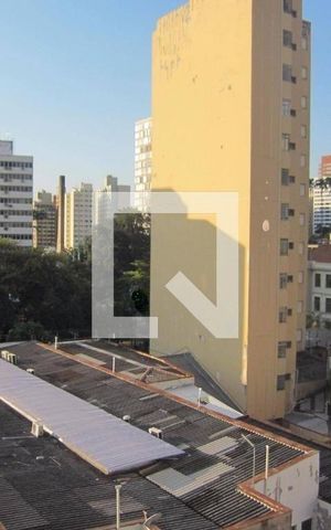 Apartamento à venda com 79m², 2 quartos e sem vaga Apartamento à venda com 79m², 2 quartos e sem vagaVista da janela