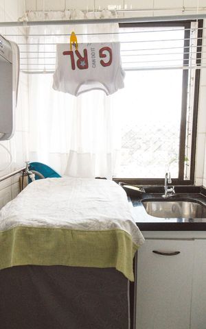 Apartamento à venda com 60m², 3 quartos e 1 vaga Apartamento à venda com 60m², 3 quartos e 1 vagaCozinha e Área de Serviço