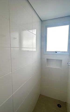 Apartamento à venda com 58m², 2 quartos e 1 vaga Apartamento à venda com 58m², 2 quartos e 1 vagaBanheiro