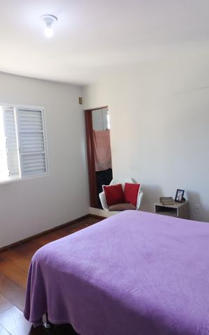 Casa à venda com 170m², 5 quartos e 2 vagasSuíte 1