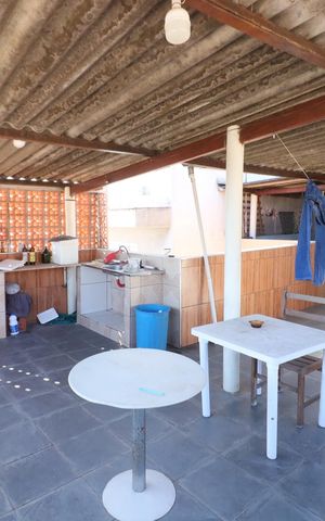 Casa à venda com 170m², 5 quartos e 2 vagasChurrasqueira