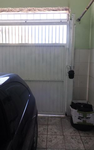 Casa à venda com 170m², 5 quartos e 2 vagasGaragem