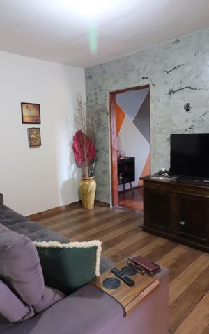 Casa à venda com 170m², 5 quartos e 2 vagasSala 1