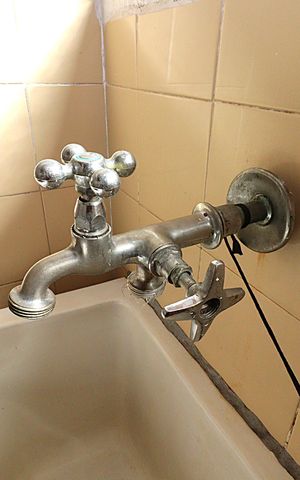 Studio à venda com 34m², 1 quarto e sem vagaÁrea de Serviço - Torneira