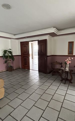 Apartamento à venda com 110m², 3 quartos e 1 vagaHall de entrada