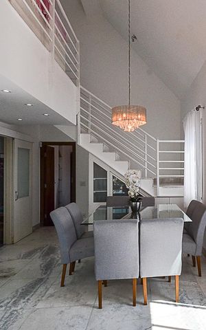 Apartamento à venda com 267m², 4 quartos e 4 vagas Apartamento à venda com 267m², 4 quartos e 4 vagasSala Ambientes