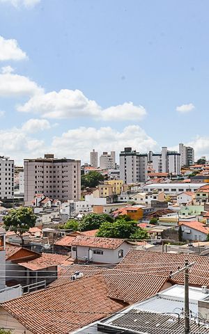 Apartamento à venda com 267m², 4 quartos e 4 vagas Apartamento à venda com 267m², 4 quartos e 4 vagasVista