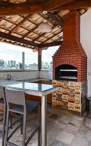 Apartamento à venda com 267m², 4 quartos e 4 vagas Apartamento à venda com 267m², 4 quartos e 4 vagasÁrea Cobertura